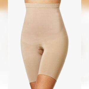SPANX  Slim Cognito Mid Thigh Bodysuit NUDE